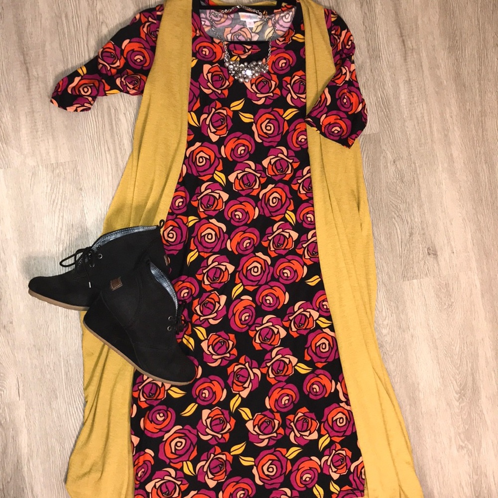 LuLaRoe Julia Dress - Medium